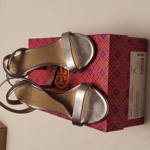 TORY BURCH Silver High Heel